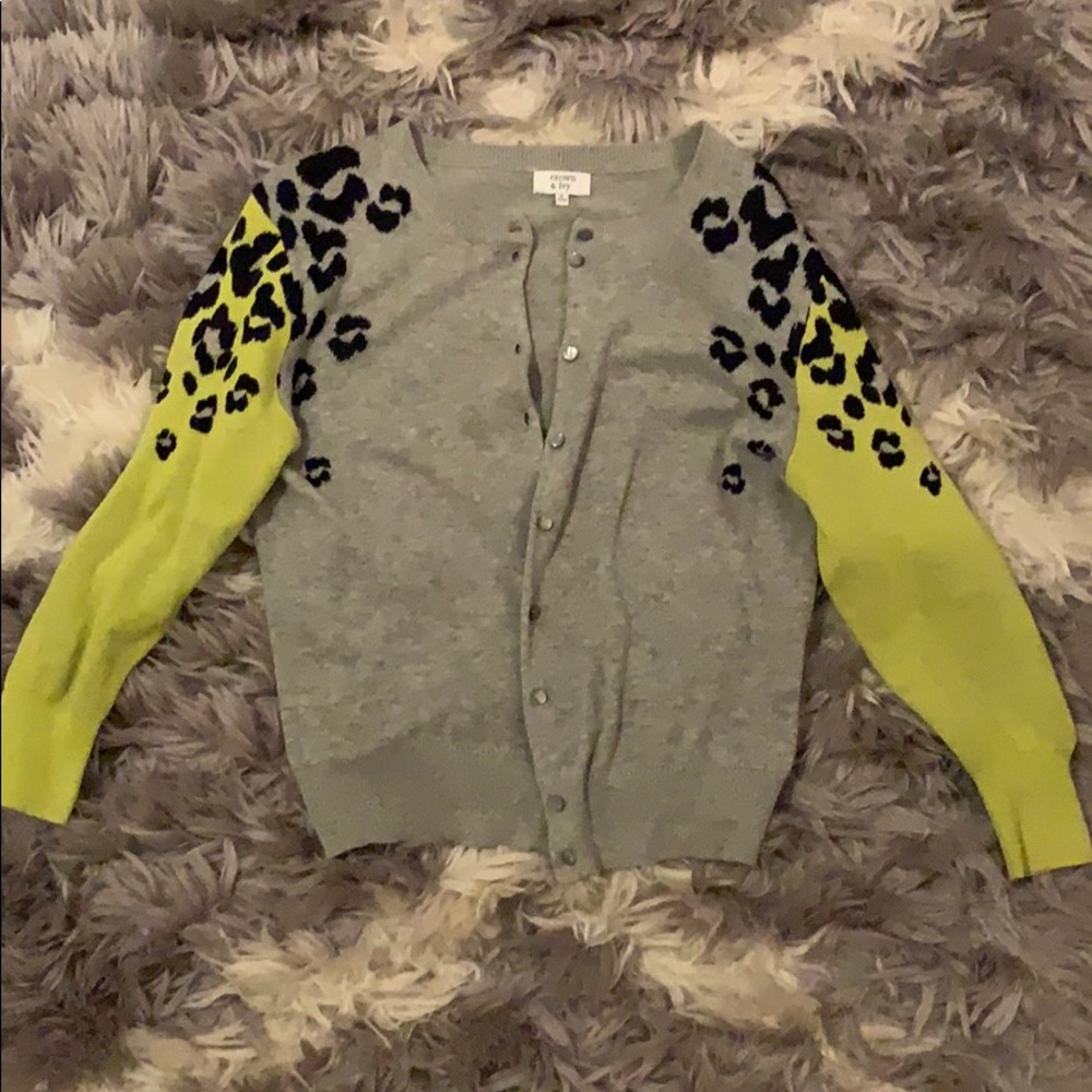 Crown and Ivy 3/4 sleeve sweater